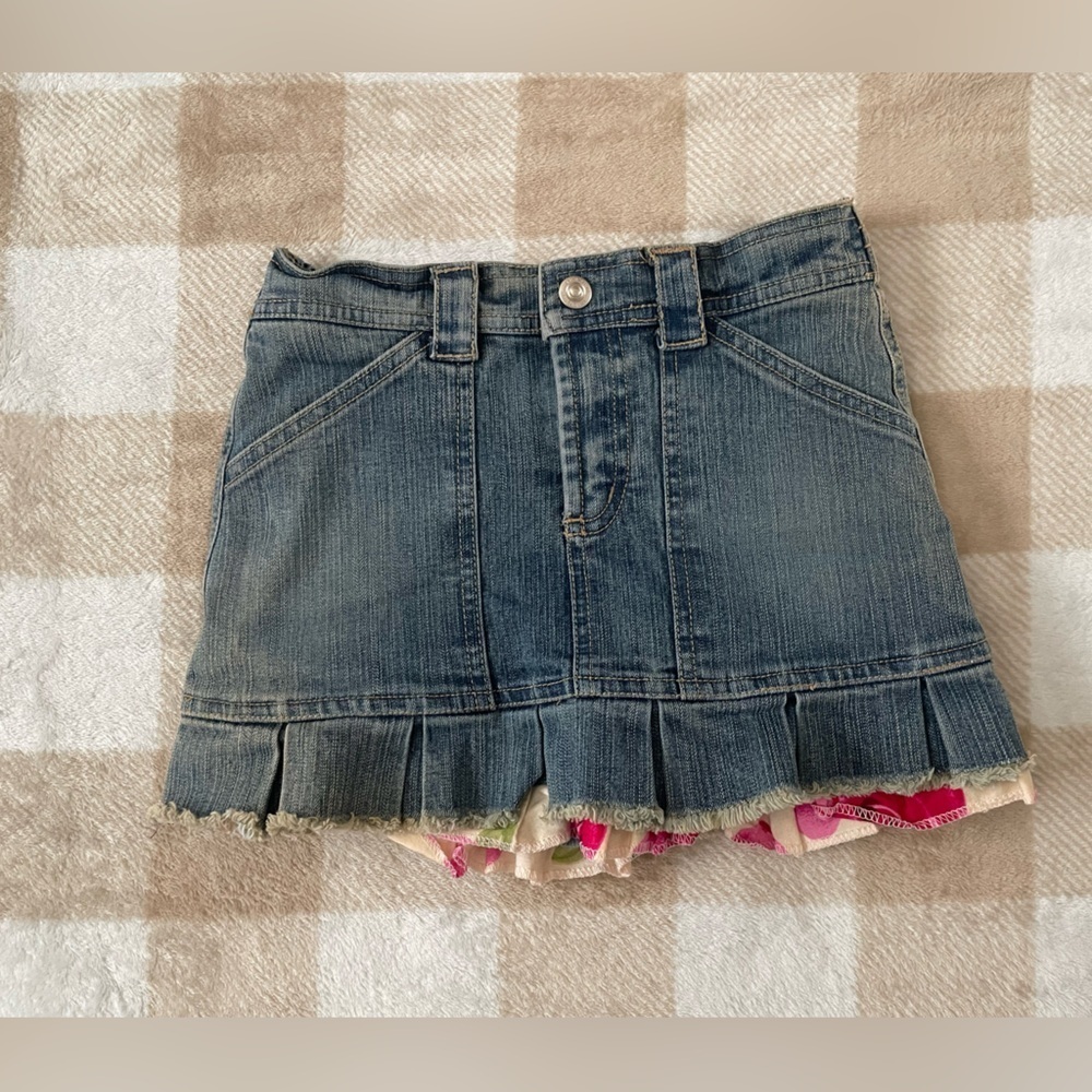 Vintage Xhilaration Blue Denim Skirt Pleated Layered size Small Girls